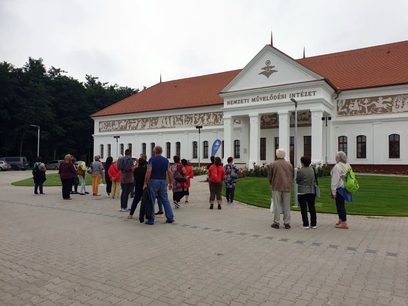 Sikeresen indult a Közösségépítő kultúránk előadó-művészeti programsorozat